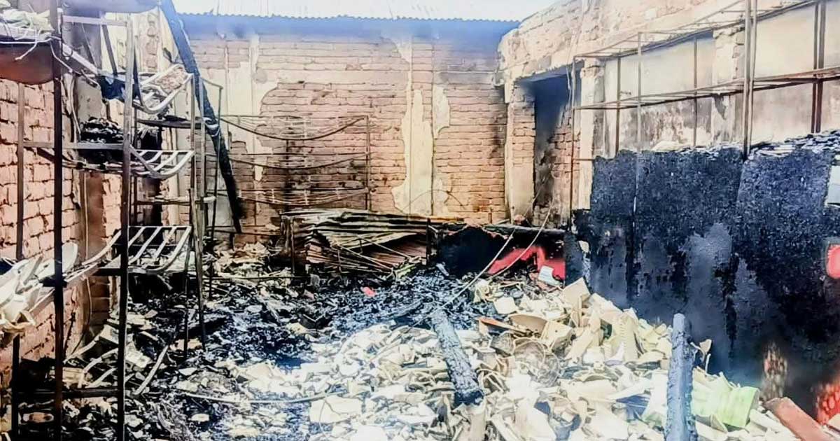 সাচিলাপুর বাজারে ভয়াবহ অগ্নিকাণ্ড, ৩০ লাখ টাকার ক্ষয়ক্ষতির দাবি
