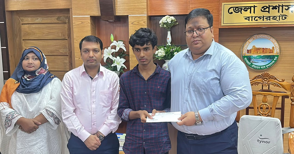 সংবাদ প্রকাশের পর ইকনের পাশে জেলা প্রশাসন
