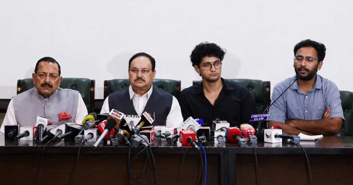 দাবি মেনে নেওয়ায় যন্তর মন্তর ছাড়লেন আন্দোলনকারীরা