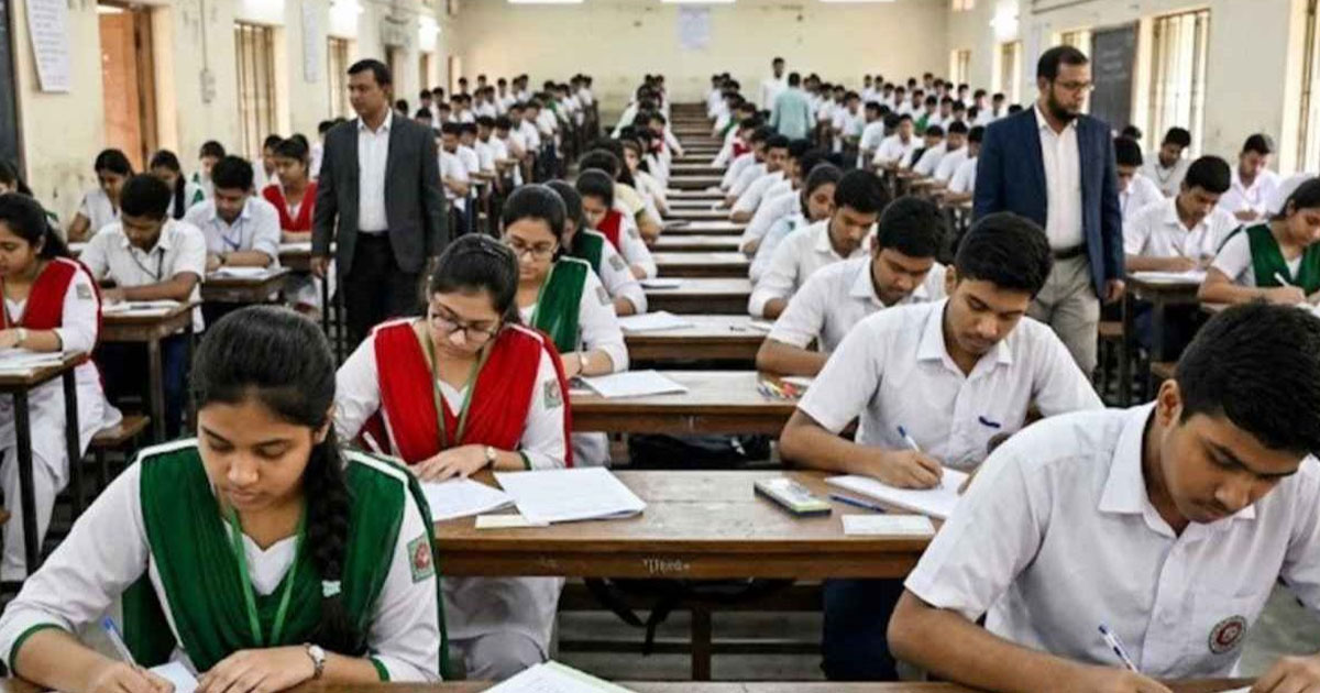 চট্টগ্রাম বোর্ড সহ সারাদেশে স্থগিত এইচএসসি পরীক্ষা শুরু