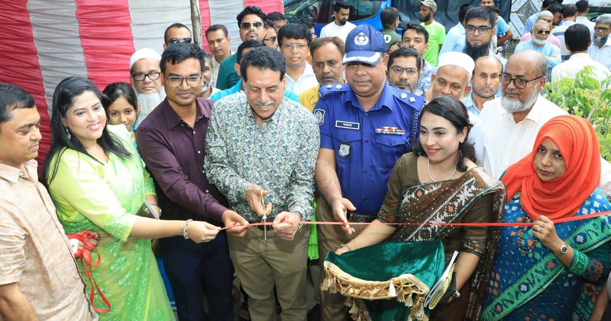 নরসিংদীতে বৃক্ষরোপণ অভিযান ও বৃক্ষমেলার উদ্বোধন