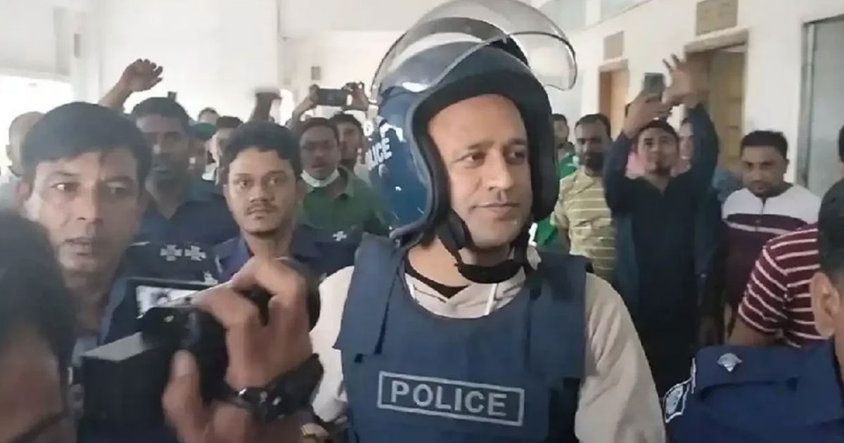 দুই মামলায় জামিন পেলেন ব্যারিস্টার সুমন
