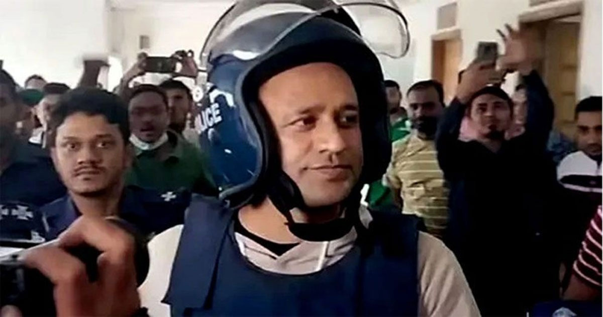 আরও দুই মামলায় জামিন পেলেন ব্যারিস্টার সুমন
