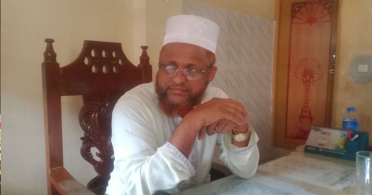 অতিরিক্ত অর্থ আদায়ের অভিযোগে শাহরাস্তিতে মাদ্রাসার অধ্যক্ষকে অবরুদ্ধ