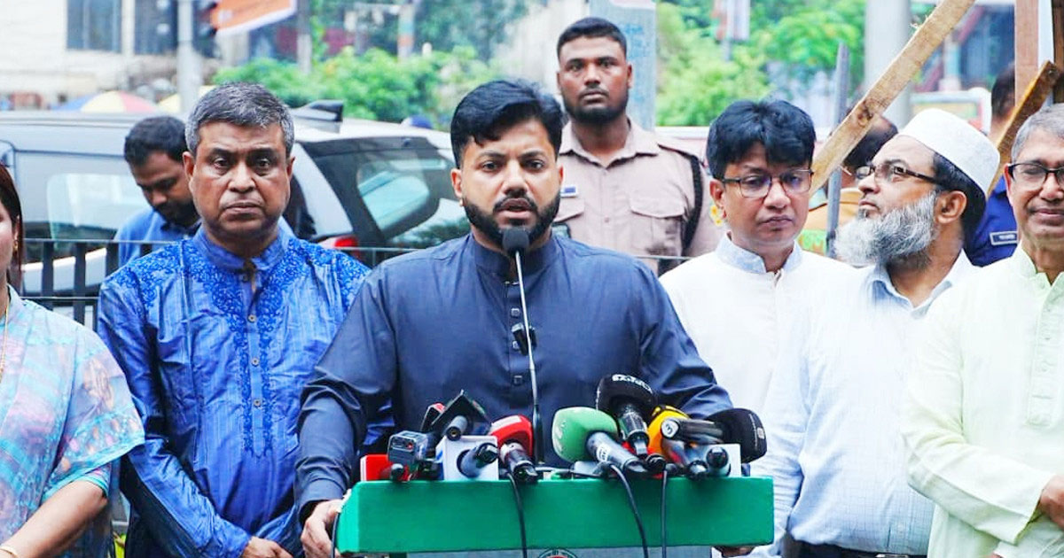 ক্যাম্পাসে অস্থিতিশীল পরিস্থিতি তৈরি দীর্ঘমেয়াদি ষড়যন্ত্রের অংশ হতে পারে: প্রতিমন্ত্রী ইশরাক