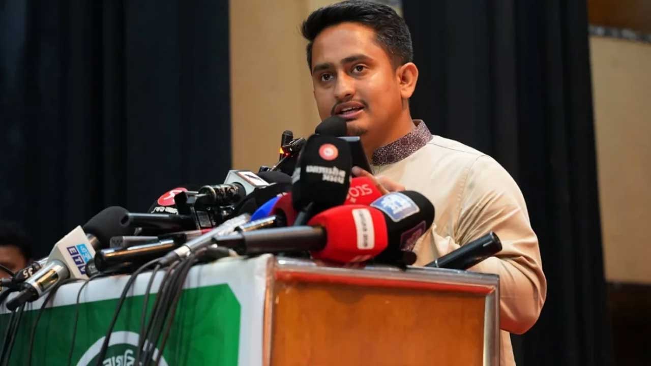 ডকুমেন্টারিটা দেখলে মনে হতে পারে জুলাইয়ে বিএনপির দলীয় অভ্যুত্থান হয়েছে: সারজিস