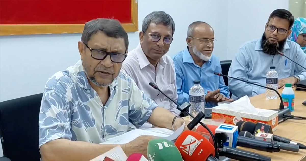 দুই ঘন্টার মধ্যে চাঁদপুরের সিভিল সার্জনের বদলি প্রত্যাহার