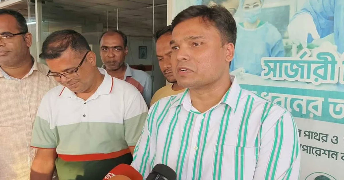 সাবেক ছাত্রদল নেতাকে থাপ্পড় মারা সেই ইউএনওকে বদলি, বললেন ‘সরি’