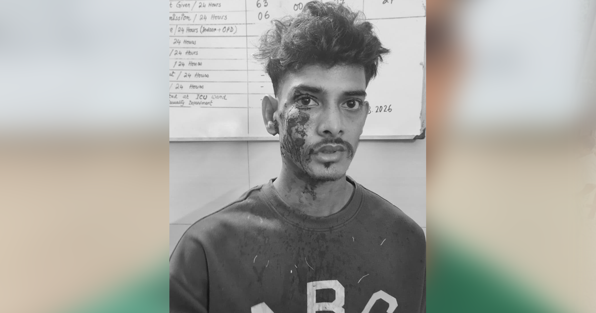 হাটহাজারীতে দিনদুপুরে সন্ত্রাসীদের গুলিতে এক যুবক গুলিবিদ্ধ