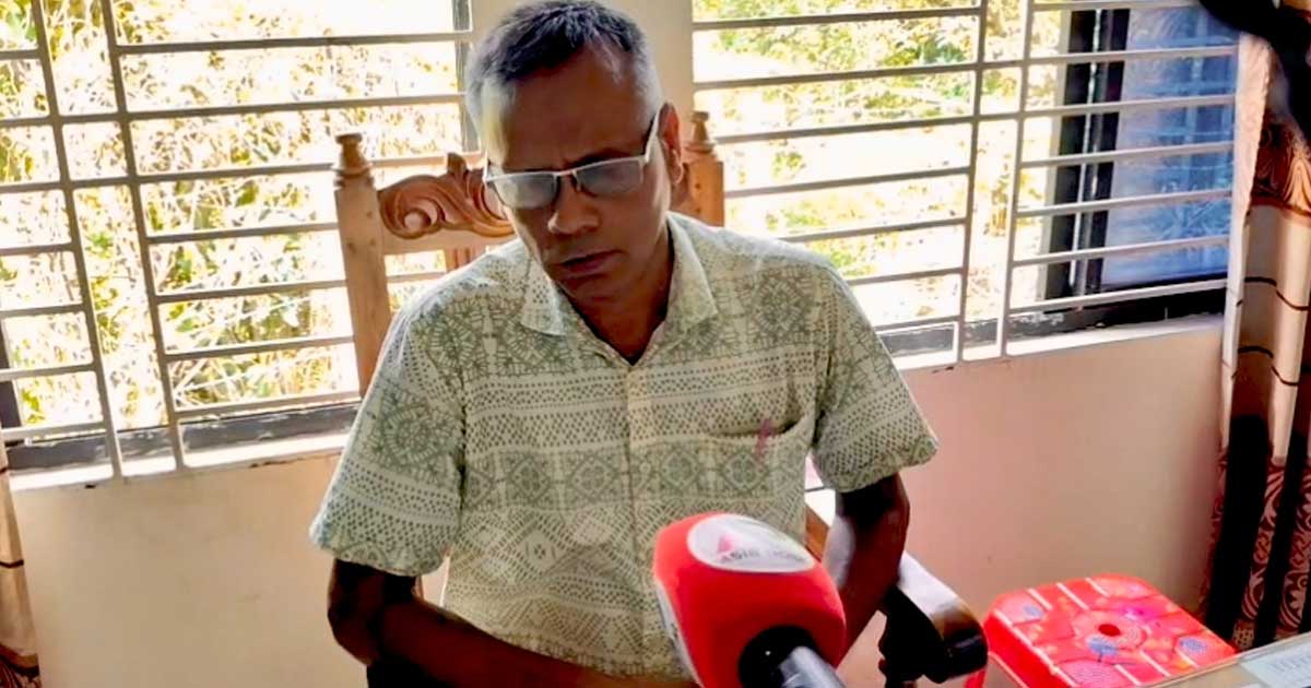 খারিজের নামে ৬০ হাজার টাকা নেওয়ার অভিযোগ, অস্বীকার নায়েবের
