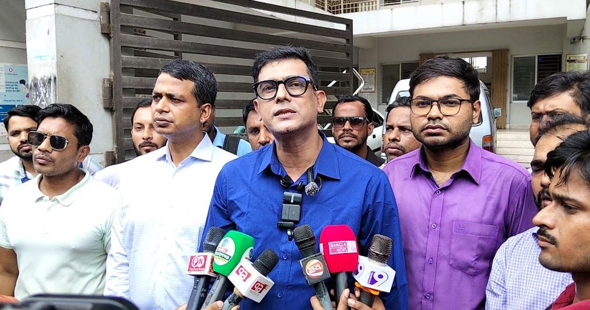 নগরীতে পার্কিং না থাকায় বাড়ছে যানজট, ভবন পরিদর্শনে এনডিএ চেয়ারম্যান রাজীব