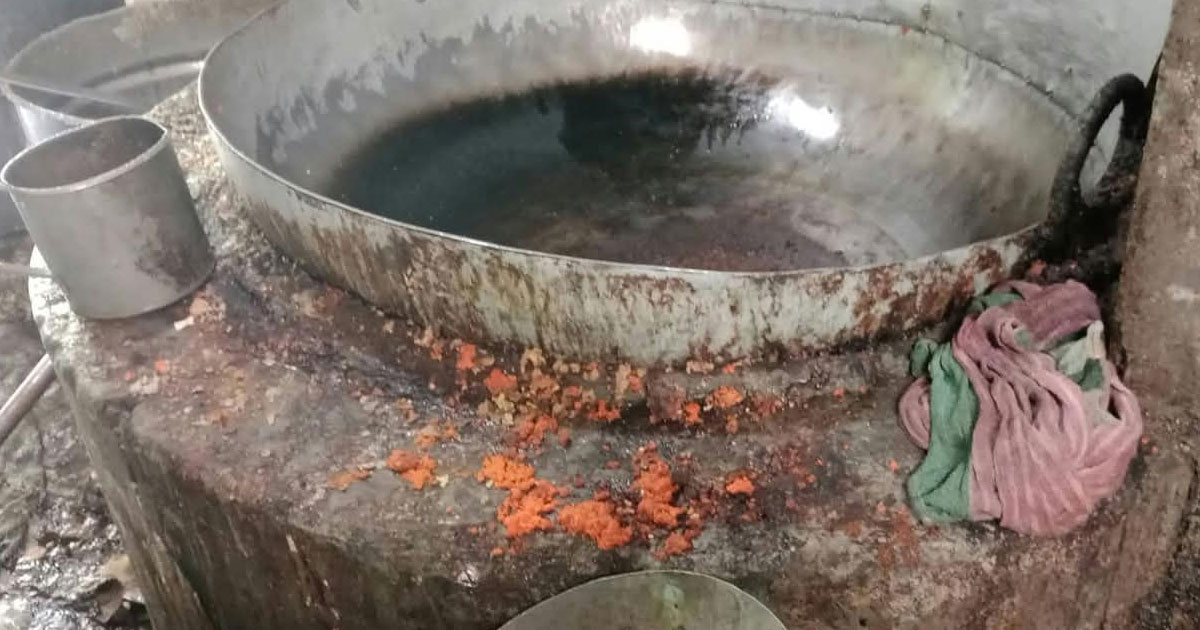 শিবপুরে ভোক্তা অধিকার অভিযানে বেকারি ও সার বিক্রেতাকে জরিমানা