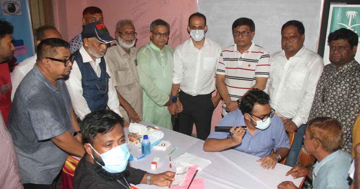 বগুড়ায় প্রায় ৫ হাজার সুবিধাবঞ্চিত মানুষকে বিনামূল্যে চক্ষু চিকিৎসা প্রদান