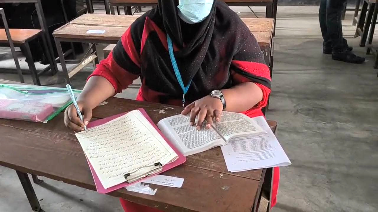 ভিডিও ধারণ করায় দুই গণমাধ্যমকর্মীকে মারধর ও আটকে রাখার অভিযোগ