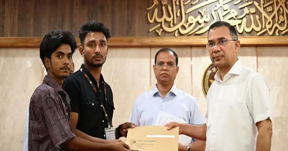 জুলাই শহীদ ও গুমের শিকার পরিবারের আরও ৭৪ জন চাকরি পেলেন