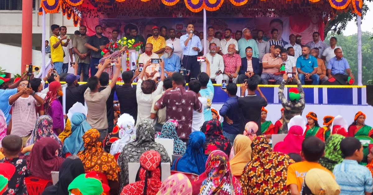 ‘যুগ আসে যুগ যায়, কিন্তু সমাজে কিছু মিরজাফর থেকে যায়’