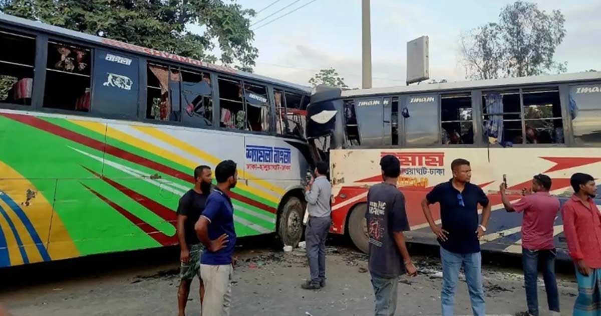 ময়মনসিংহে দুই বাসের সংঘর্ষ, নিহত ৩