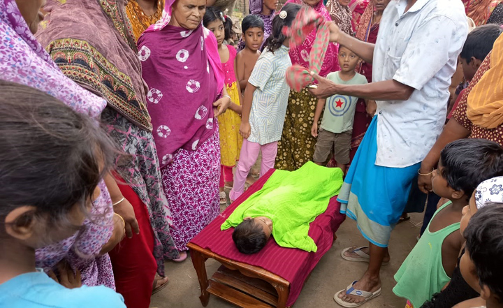 গাংনীতে পুকুরের পানিতে ডুবে ৫ বছরের শিশুর মৃত্যু