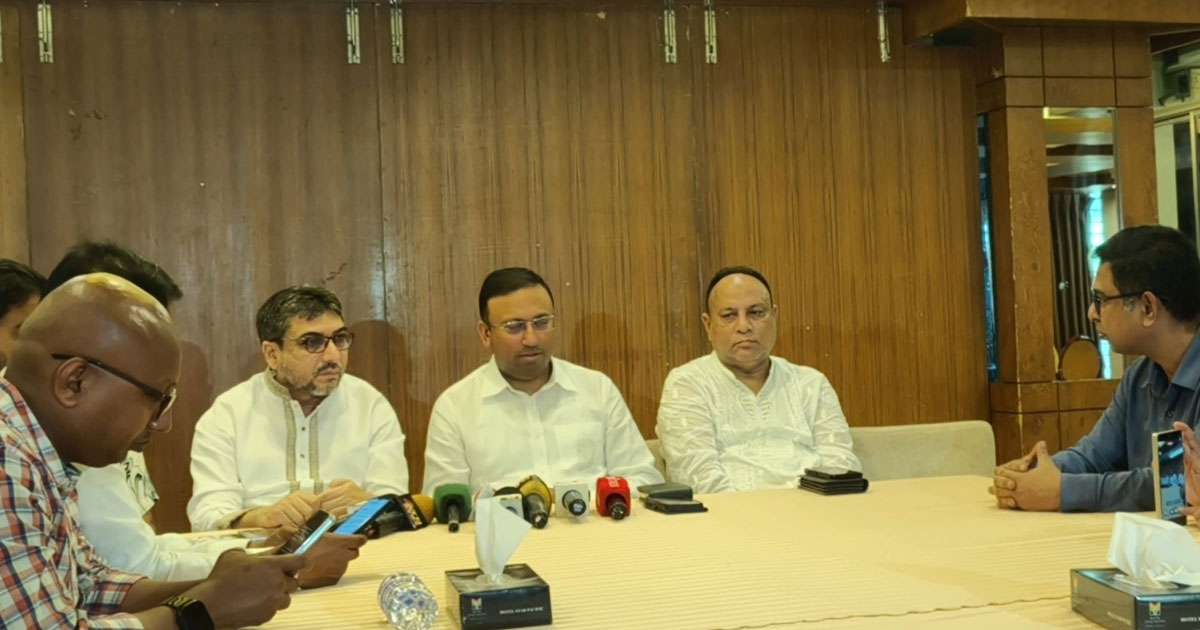 মক্কা চুক্তি নিয়ে আলোচনা চলছে, যোগ দেওয়া অস্বাভাবিক নয়: হুমায়ুন কবির