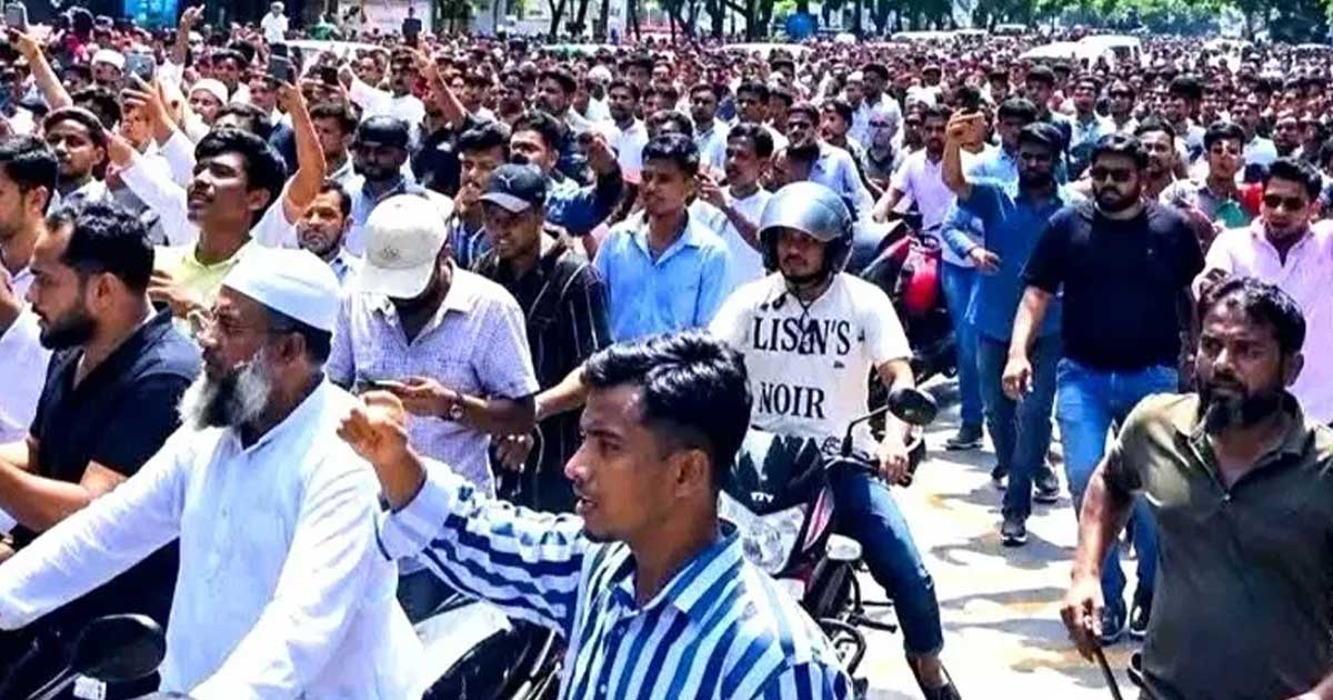 গুলশানে আ. লীগের মিছিলে ‘অংশ নেওয়া’ ৩২ জন গ্রেপ্তার