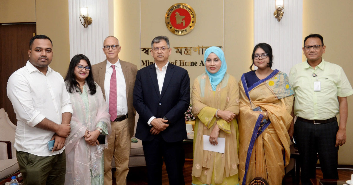 সরকার নাগরিকের বাক-স্বাধীনতা ও ব্যক্তিগত সুরক্ষার বিষয়ে অত্যন্ত সচেতন: স্বরাষ্ট্রমন্ত্রী