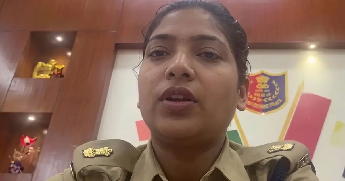 সালাম দেওয়ায় ও ইনশাআল্লাহ বলায় নারী পুলিশ কর্মকর্তাকে বদলি