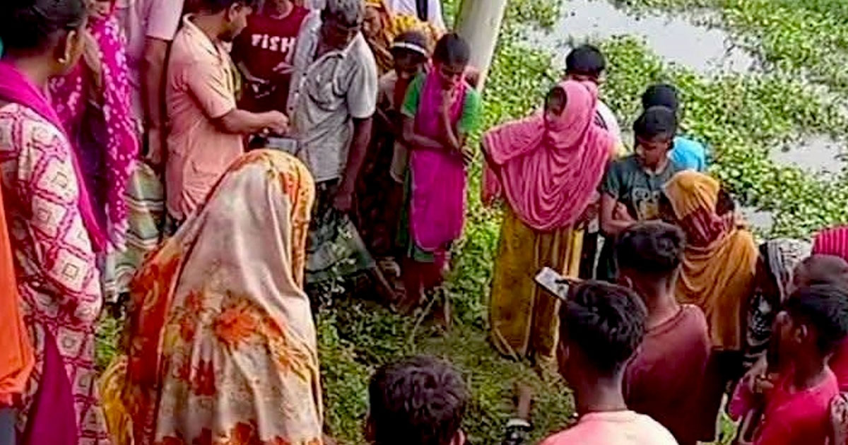 বগুড়ায় অটোরিকশা ছিনতাই, ডোবায় মিলল চালকের লাশ