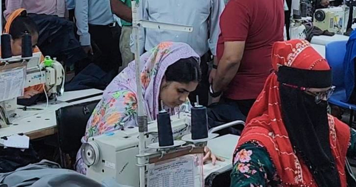 গাজীপুরের শিল্পাঞ্চলে গ্যাস-বিদ্যুৎ সরবরাহে উৎপাদনে ফিরছে স্বস্তি