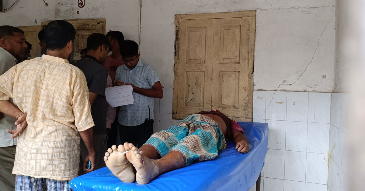 দৌলতপুরে সড়ক দুর্ঘটনায় নিহত ১