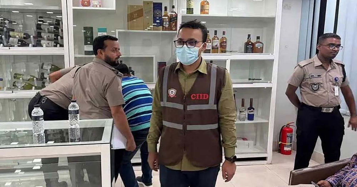 সালমান মুক্তাদিরের শ্বশুরের ৪ মদের গুদাম সিলগালা