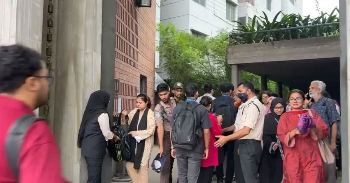 বোমা হামলার হুমকি : ব্র্যাকে তল্লাশি করে প্রবেশ, নিরাপত্তা জোরদার