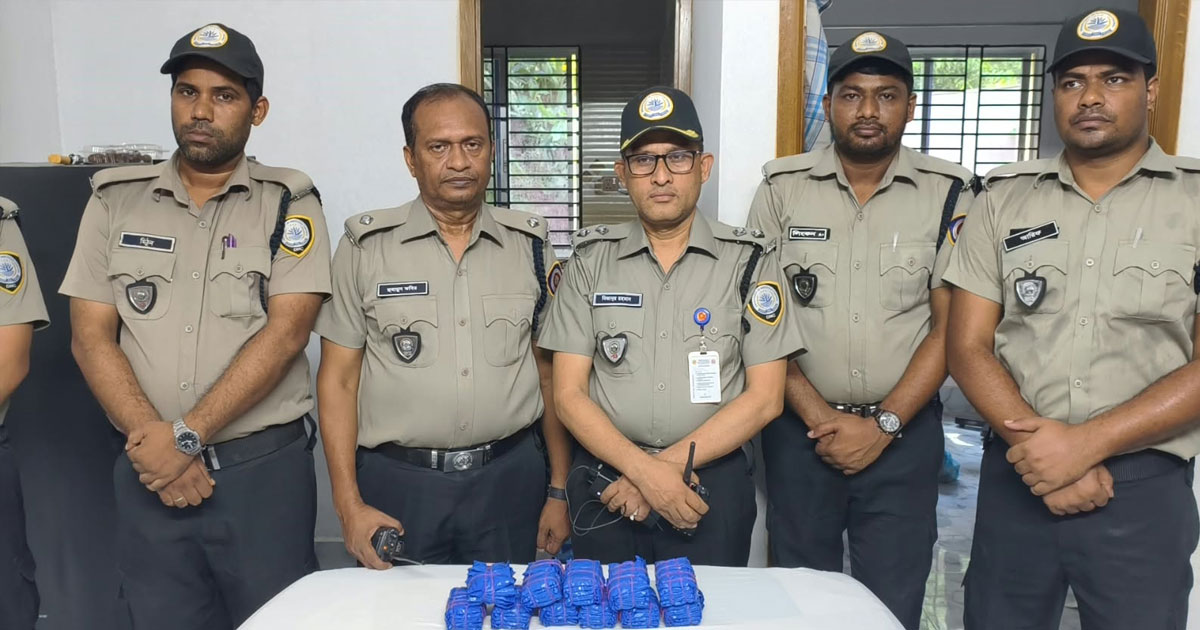 চাঁদপুরে ২২ হাজার ইয়াবা উদ্ধার, অভিযানের আগেই পালাল মাদক কারবারি
