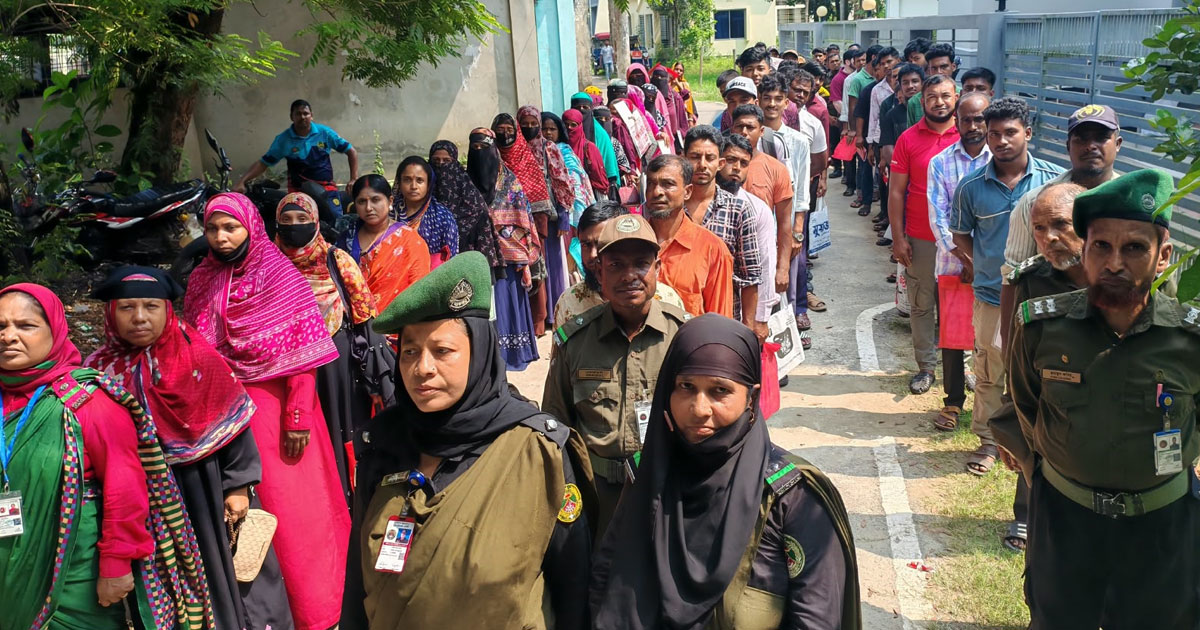 দাগনভূঞায় দুর্গাপূজার নিরাপত্তায় আনসার-ভিডিপি সদস্য বাছাই