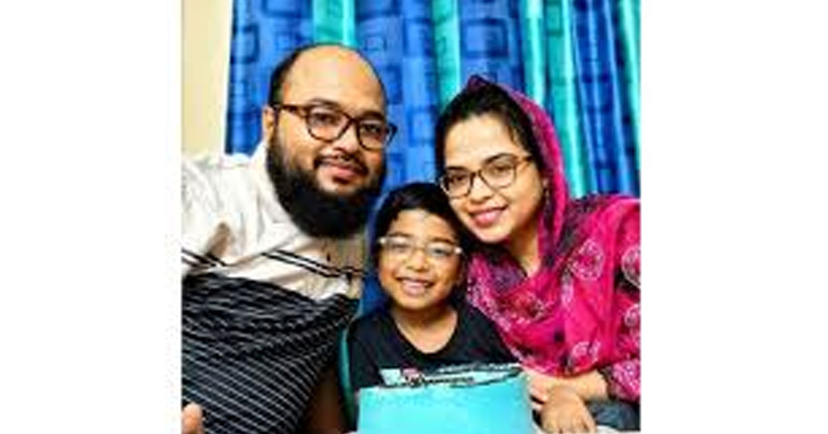 কক্সবাজারে রিসোর্টে আগুনে স্ত্রী-সন্তানসহ ৬ স্বজনের মৃত্যু, প্রাণে বাঁচলেন নুরে আলম