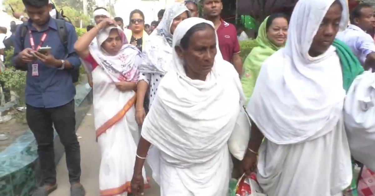 কুষ্টিয়ার ছেঁউড়িয়ায় লালন আখড়াবাড়িতে ভাঙল সাধুর হাট