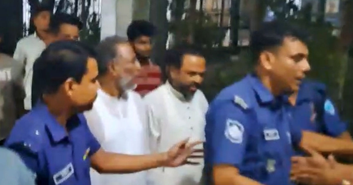 ৪২ লাখ টাকার দোকান নিয়ে মামলা-পাল্টা মামলা