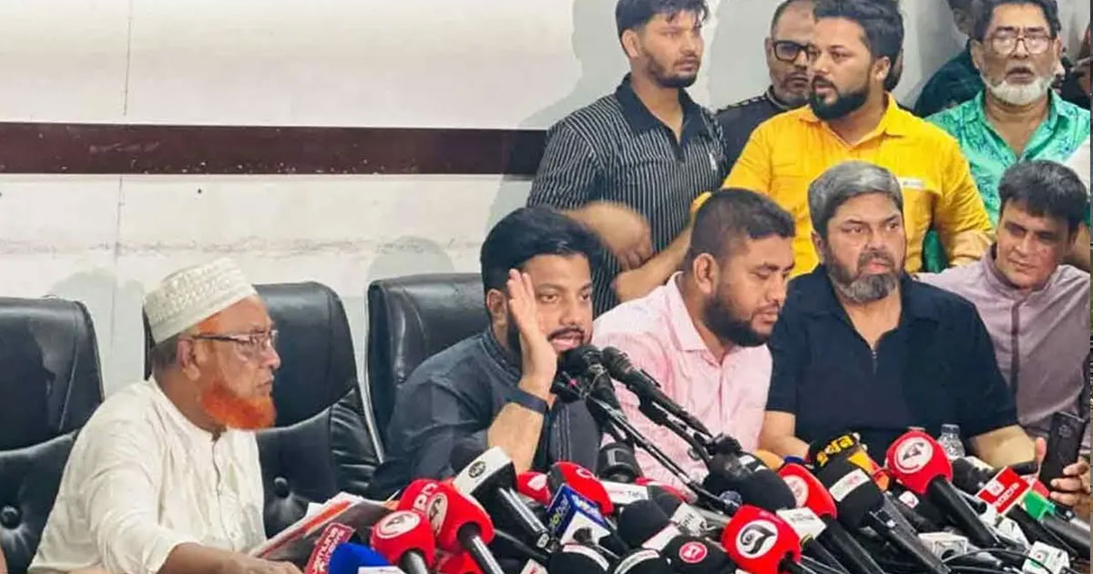 প্রতিমন্ত্রীর পদ থেকে পদত্যাগ করলেন ইশরাক হোসেন