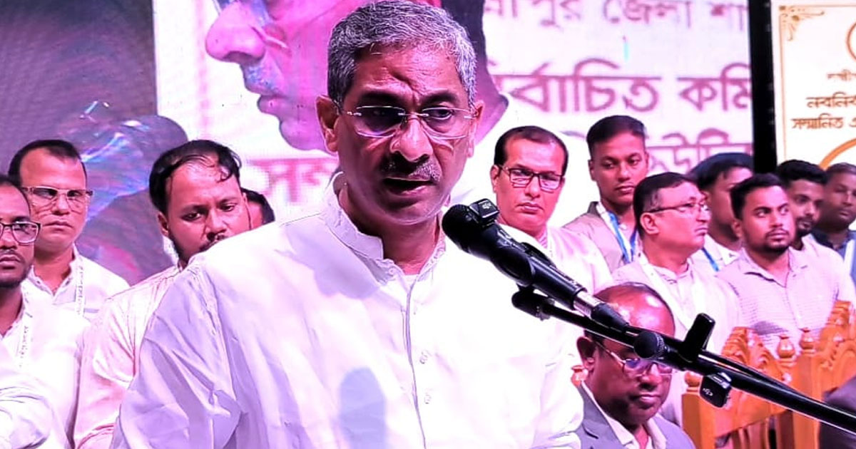 প্রশাসনকে বিগত ১৭ বছর রাজনৈতিক হাতিয়ার হিসেবে ব্যবহার করেছে স্বৈরাচার সরকার : পানিসম্পদ মন্ত্রী