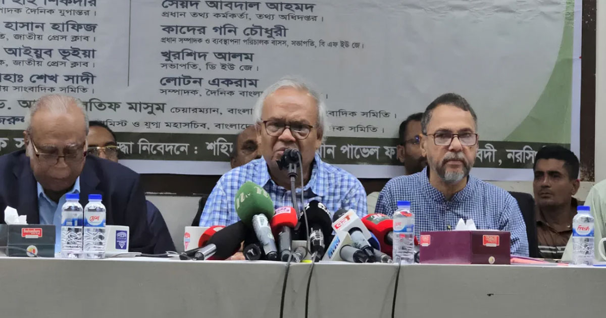 সত্যনিষ্ঠ সাংবাদিকরাই স্বৈরাচারের পতনে গুরুত্বপূর্ণ ভূমিকা রেখেছেন: রিজভী