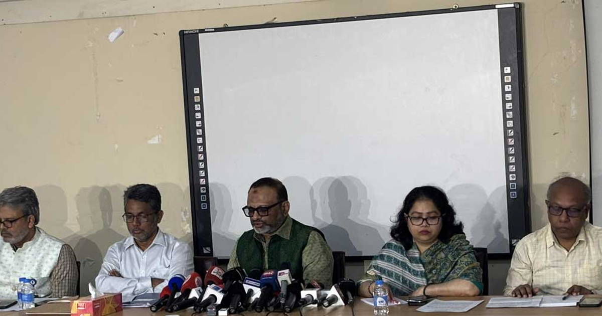 ডাকসু: নীলক্ষেতে ব্যালট ছাপানোর কথা স্বীকার করলেন উপাচার্য