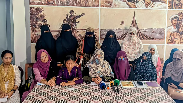 আচরণবিধি লঙ্ঘন ও ছাত্রদলের ‘অযাচিত হস্তক্ষেপের’ অভিযোগ ছাত্রীসংস্থার