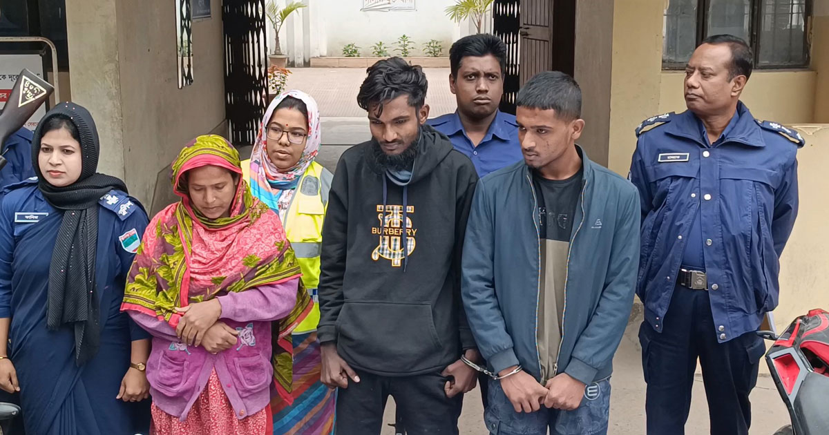 ১২’শ ইয়াবাসহ ৩ জন আটক