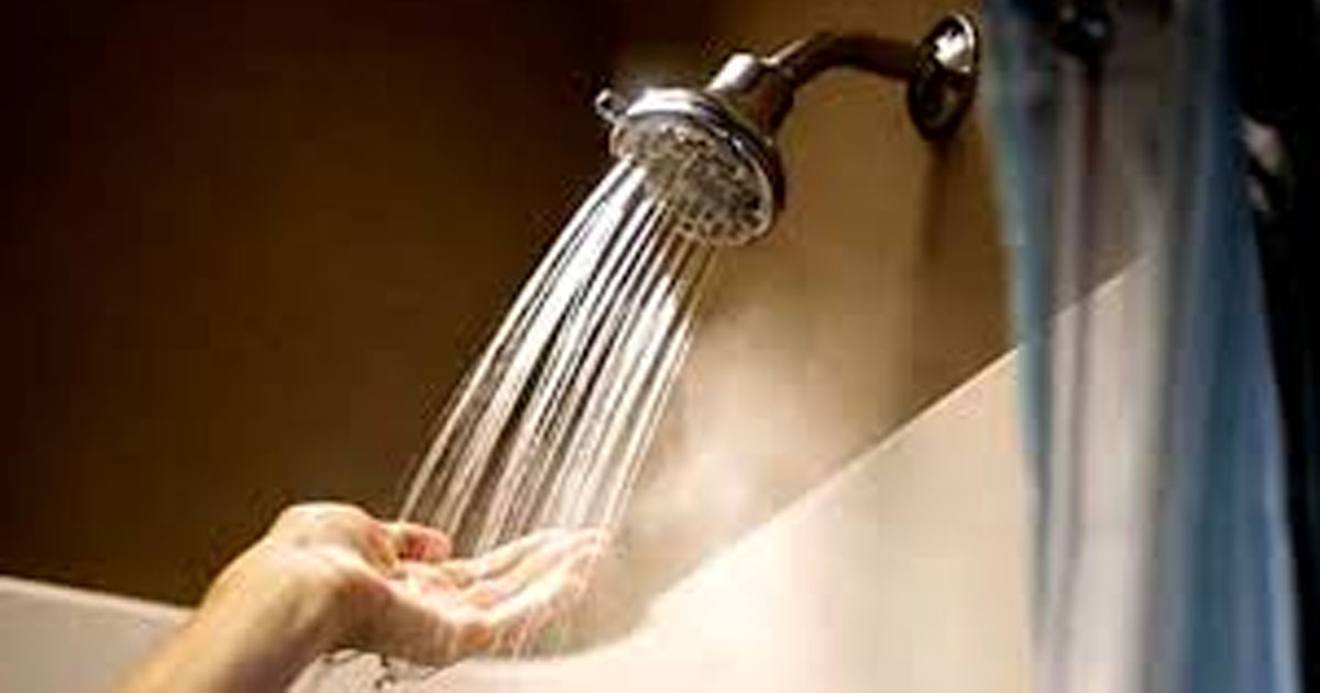 শীতে প্রতিদিন গোসলের চেয়ে কম গোসল ত্বকের জন্য ভালো