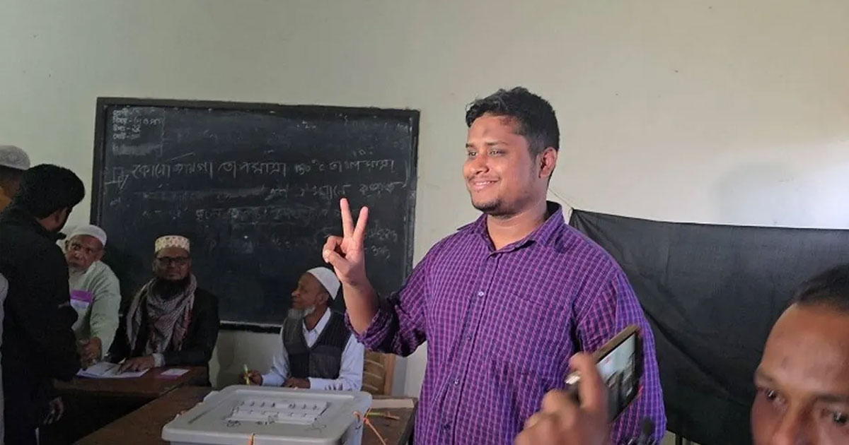 বেসরকারিভাবে হাসনাত আব্দুল্লাহকে বিজয়ী ঘোষণা