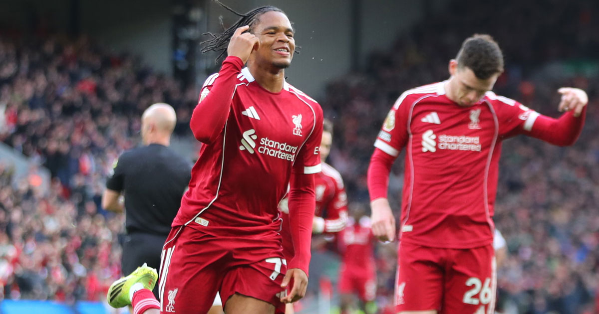 কিশোর রিও’র জাদুতে লিভারপুলের স্বস্তির জয়