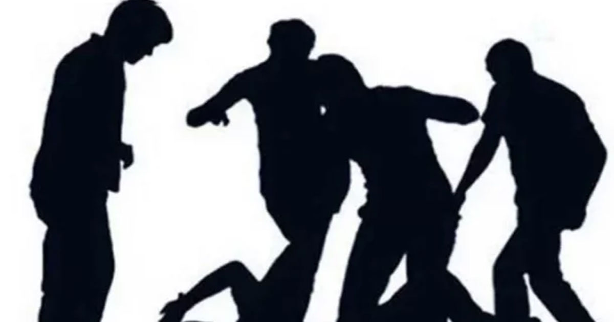 প্রতিপক্ষের হামলা, মা-ছেলেকে মারধর ও লুট