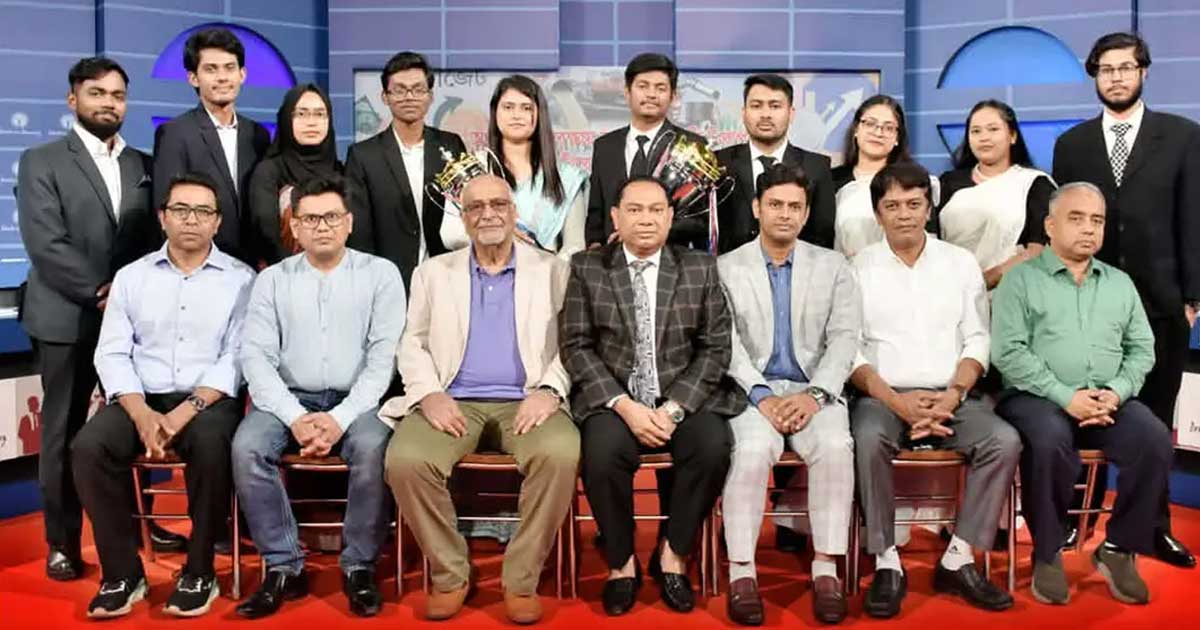 পতিত সরকারের জ্বালানি নীতি ছিল বিতর্কিত ও আমদানিনির্ভর: দেবপ্রিয় ভট্টাচার্য