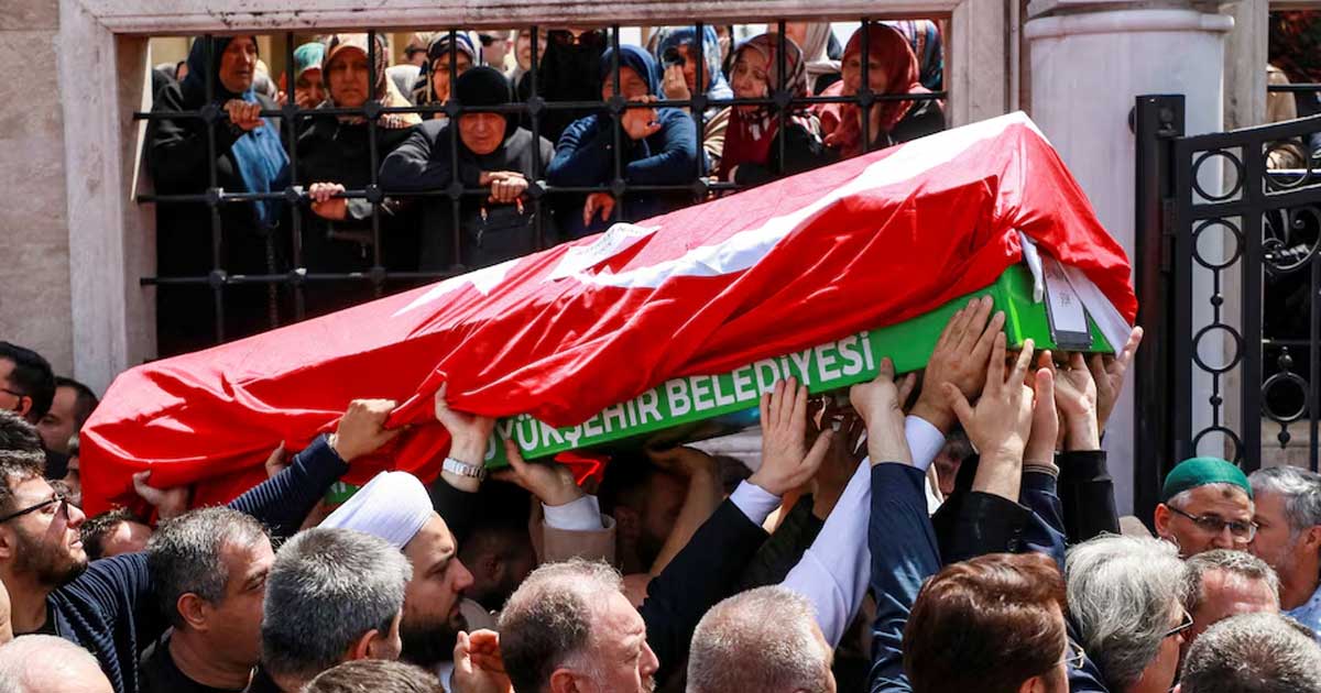 স্কুলে প্রাণঘাতী হামলার পর অস্ত্র নিয়ন্ত্রণ কঠোর করার ঘোষণা এরদোয়ানের