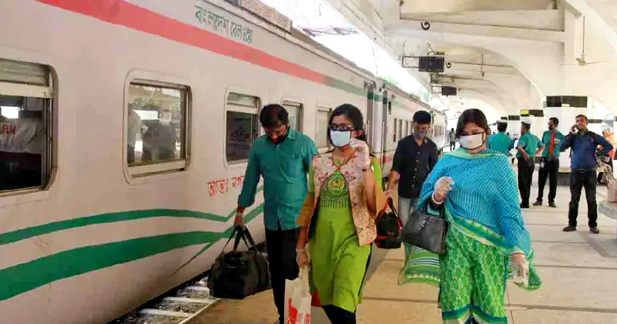 ঈদুল আজহায় ট্রেনে নারীদের জন্য পৃথক কামরা রাখতে হাইকোর্টের নির্দেশ