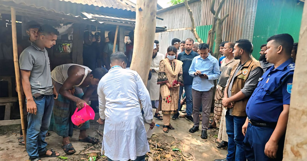 এলেঙ্গায় অসুস্থ ষাঁড় গরু জবাই ও অস্বাস্থ্যকর খাদ্য রাখায় জরিমানা